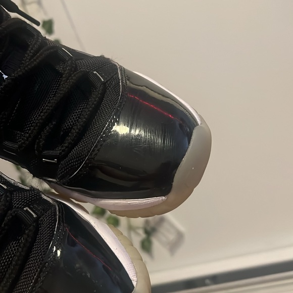Jordan 11 jubilee size 6.5 - Picture 2 of 5